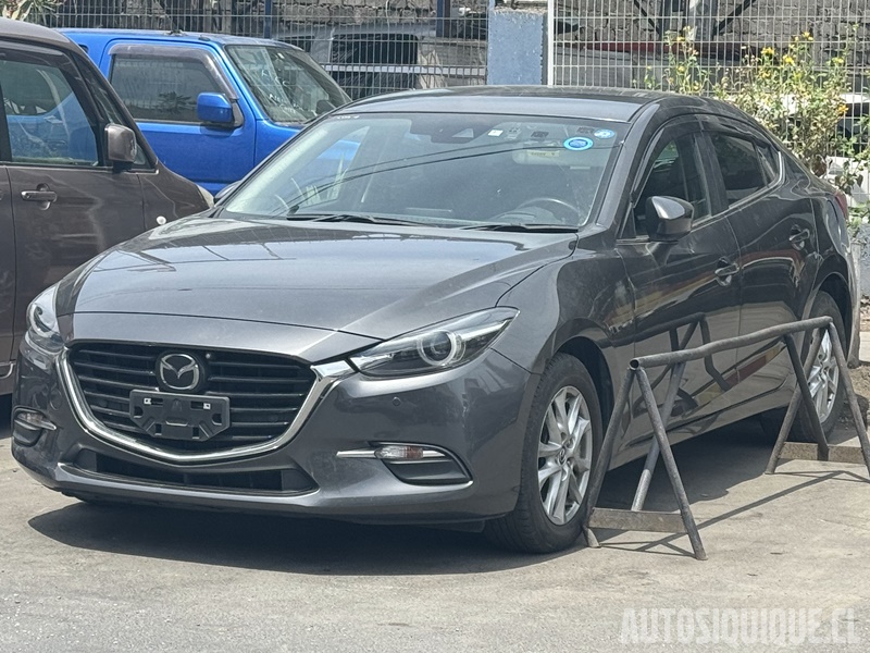 Archivo:Mazda Axela 3 frontal 07-2016 - 05-2019 SEDAN.jpeg