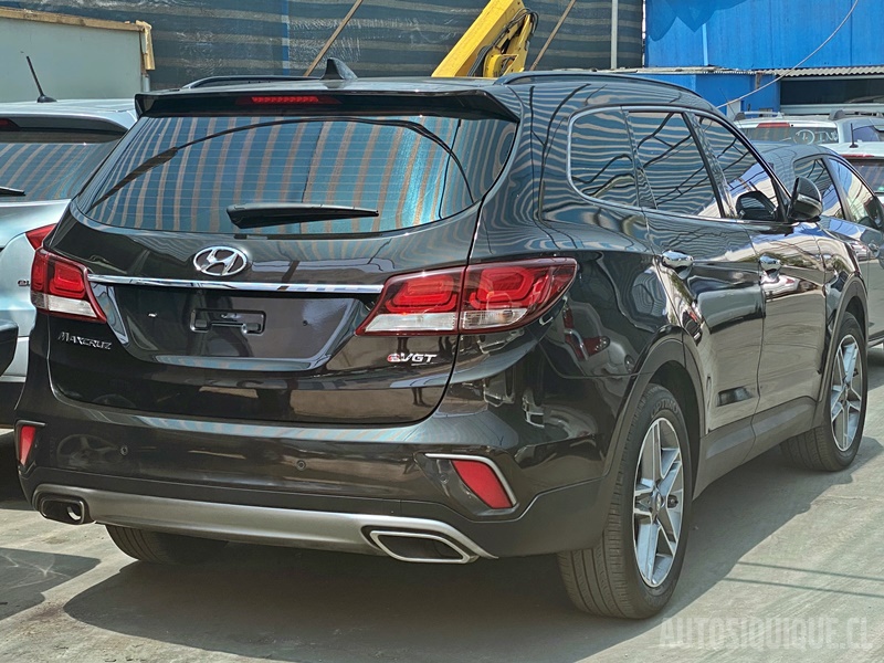 Archivo:Hyundai Palisade (Vista posterior).jpeg