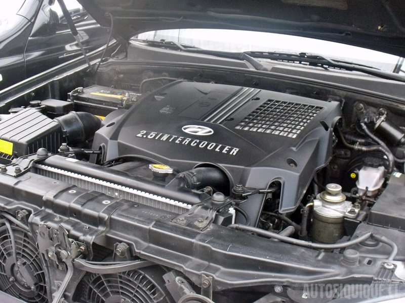 Archivo:Motor D4BH Hyundai Terracan.jpeg