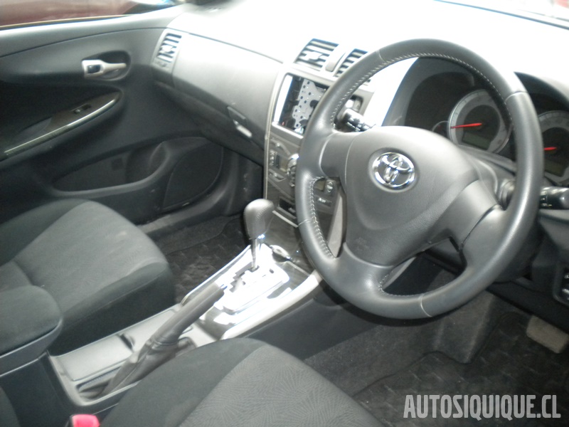 Archivo:Toyota Corolla Fielder 2 interior.jpeg