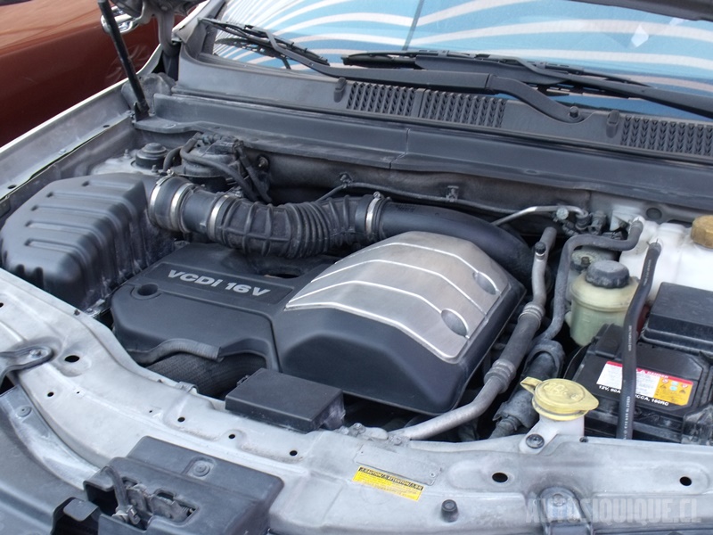 Archivo:Motor Z20S en un Daewoo Winstorm.jpeg