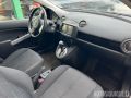 Mazda Demio 3ra gen interior LHD (06-2011 - 09-2014).jpeg